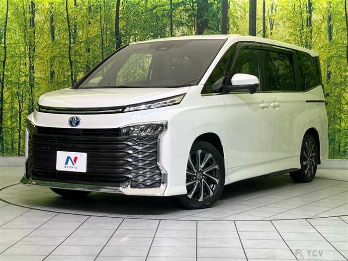 2022 Toyota Voxy