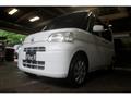 2012 Daihatsu Tanto