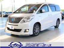 2013 Toyota Alphard Hybrid