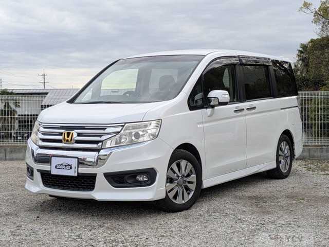 2013 Honda Step WGN