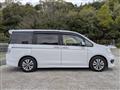2013 Honda Step WGN
