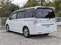 2013 Honda Step WGN