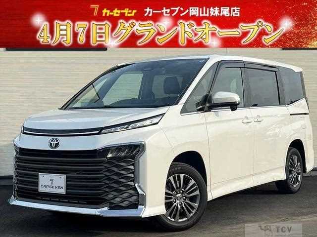 2022 Toyota Voxy