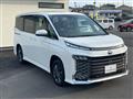 2022 Toyota Voxy
