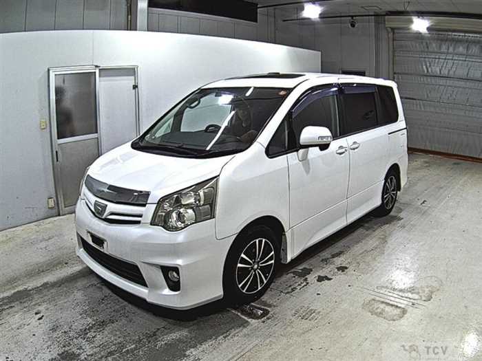 2010 Toyota Noah