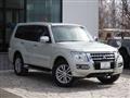 2016 Mitsubishi Pajero