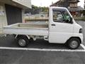 2011 Mitsubishi Minicab Truck