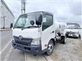 2013 Hino Dutro