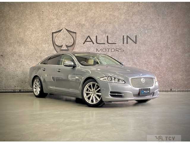 2013 Jaguar XJ Series