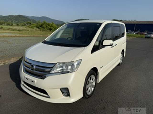 2013 Nissan Serena