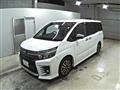 2016 Toyota Voxy