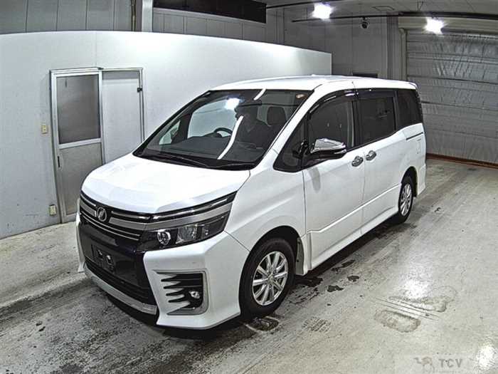 2017 Toyota Voxy