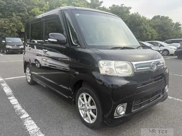 2012 Daihatsu Tanto