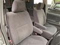 2004 Toyota Voxy