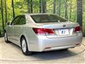 2013 Toyota Crown Hybrid