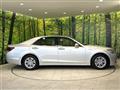 2013 Toyota Crown Hybrid