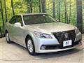 2013 Toyota Crown Hybrid
