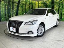 2016 Toyota Crown Hybrid