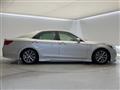 2017 Toyota Crown Hybrid