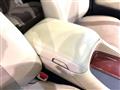 2015 Toyota Alphard Hybrid