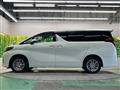 2019 Toyota Alphard Hybrid