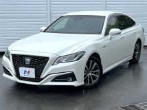 2018 Toyota Crown Hybrid