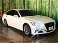 2019 Toyota Crown Hybrid