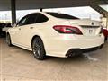 2018 Toyota Crown Hybrid