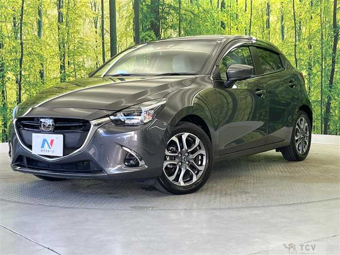 2017 Mazda Demio