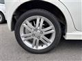 2010 Daihatsu Tant Exe