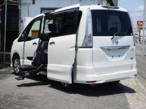 2012 Nissan Serena
