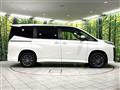 2022 Toyota Voxy