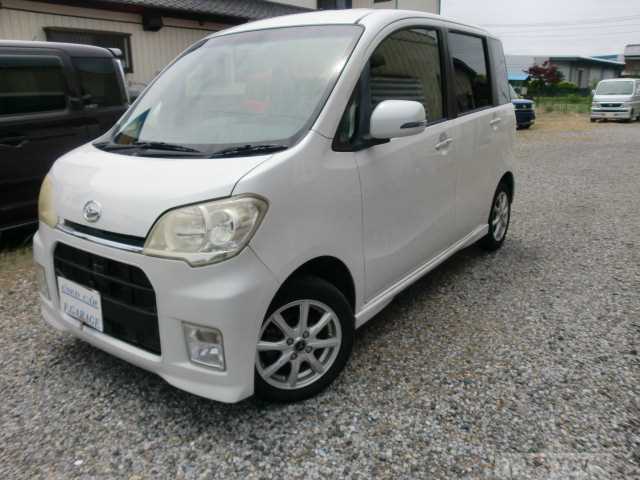 2010 Daihatsu Tant Exe