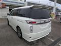 2013 Nissan Elgrand