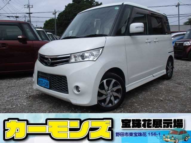 2011 Nissan ROOX
