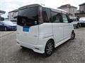 2011 Nissan ROOX