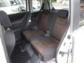 2011 Nissan ROOX