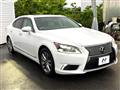 2015 Lexus LS