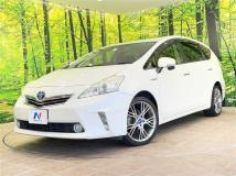 2012 Toyota PRIUS α