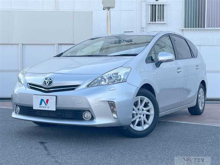 2012 Toyota PRIUS α
