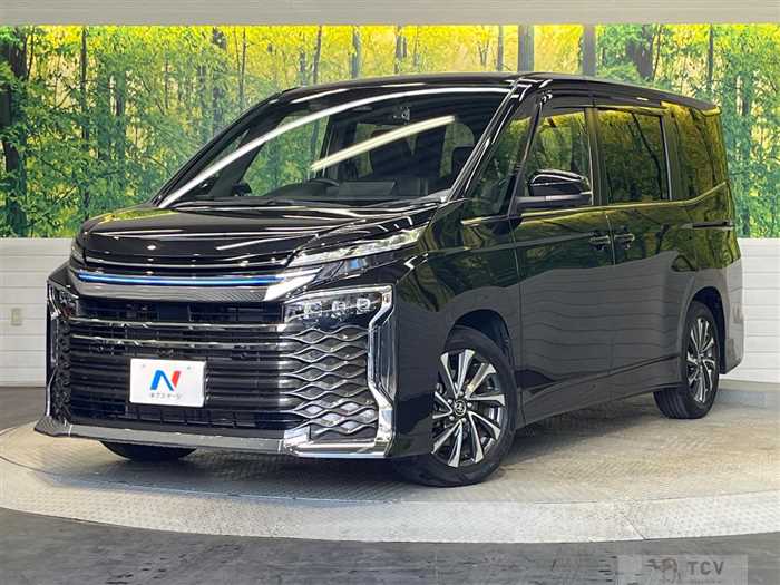 2022 Toyota Voxy