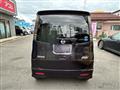 2010 Nissan ROOX