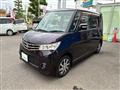 2010 Nissan ROOX