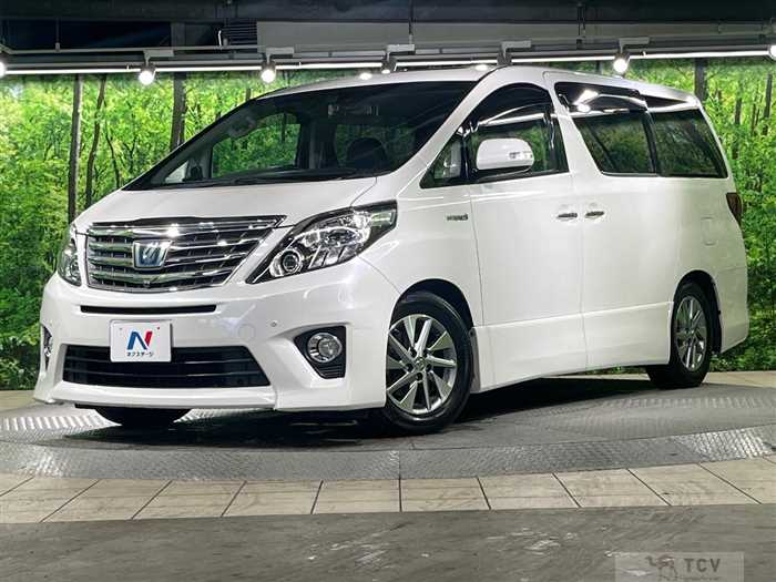 2013 Toyota Alphard Hybrid