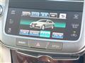 2013 Toyota Crown Hybrid
