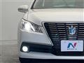 2013 Toyota Crown Hybrid