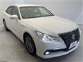2013 Toyota Crown Hybrid