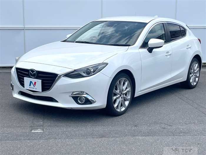 2015 Mazda Axela Sport