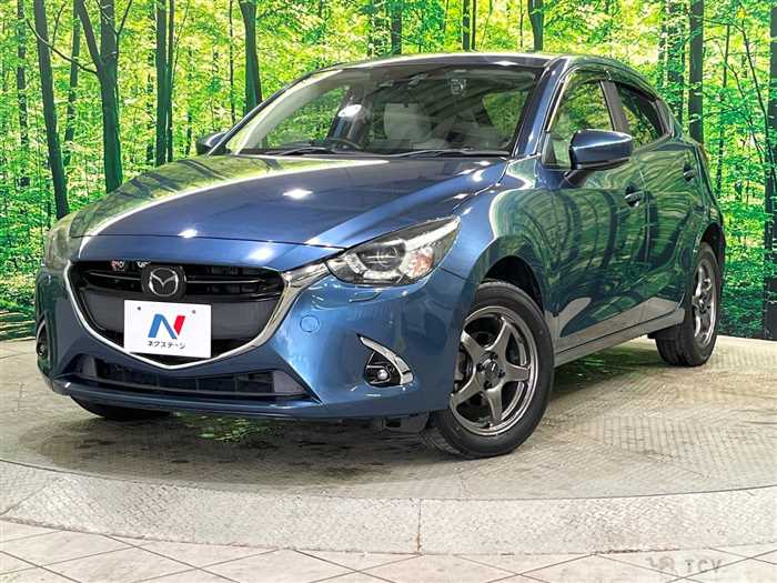 2017 Mazda Demio