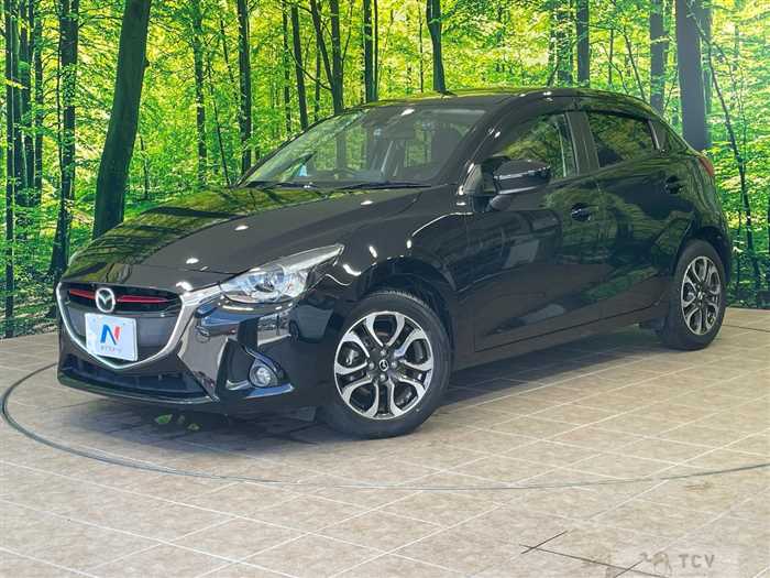2016 Mazda Demio